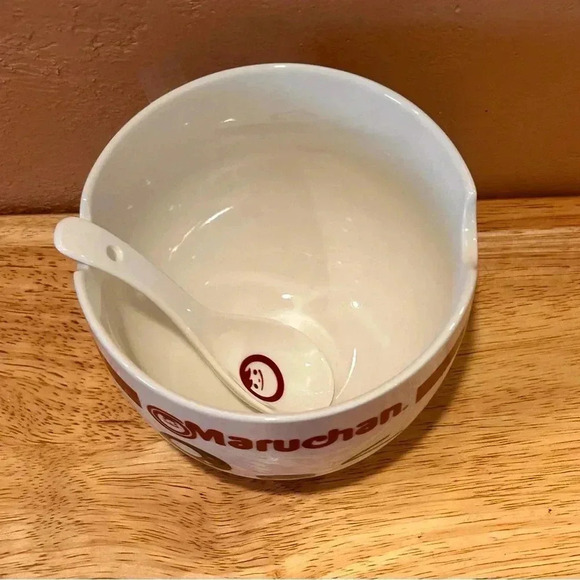 Maruchan Ramen Noodle Bundle With Ceramic Noodle Dish Chopsticks And Spoon - Picture 10 of 14